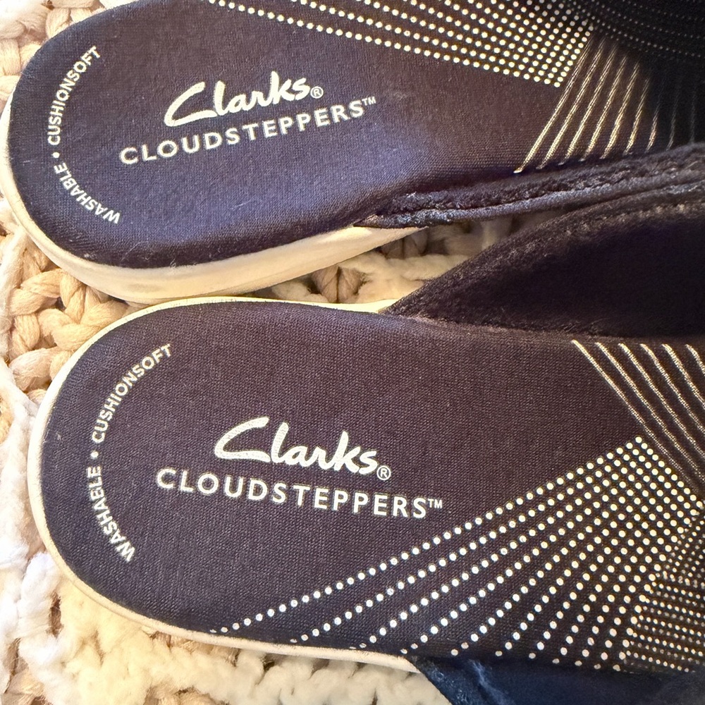 Clarks Breeze Shore Mule, Black Floral Sz 8.5 NWOT - Picture 4 of 6